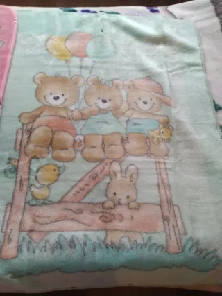 Mantas de bebé con ositos y globos