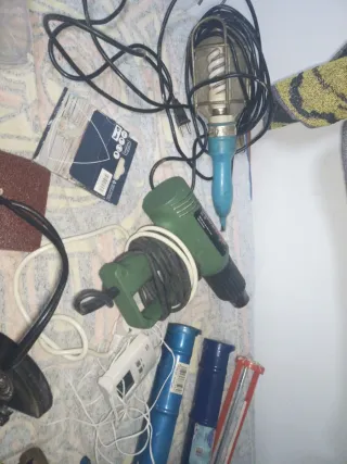 Herramientas de construcción variadas