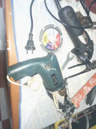 Herramientas de construcción variadas