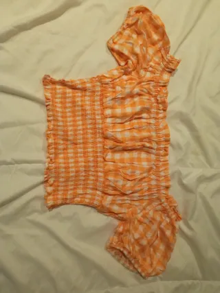 Top corto cuadros naranja manga abombada