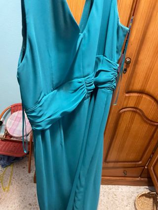 Vestido de fiesta azul verdoso