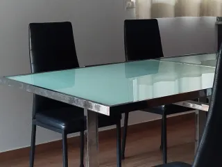 Mesa Comedor Extensible + 4 Sillas Negra