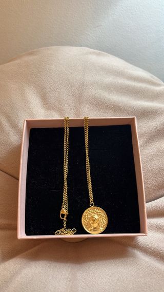 Collar Virgen Inmaculada Dorado