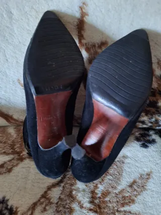 Botines Bimba y Lola Talla 37 Negro y Dorado