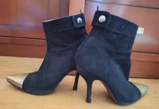 Botines Bimba y Lola Talla 37 Negro y Dorado