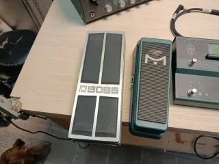 Kemper+ altavoz + pedalera+ cables+pedales