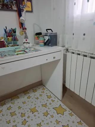 Escritorio doble IKEA 141,5 × 50 cm