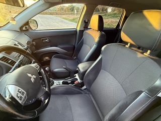 Mitsubishi Outlander 2010