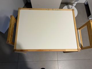 Mesa y 2 sillas infantiles LÄTT Ikea