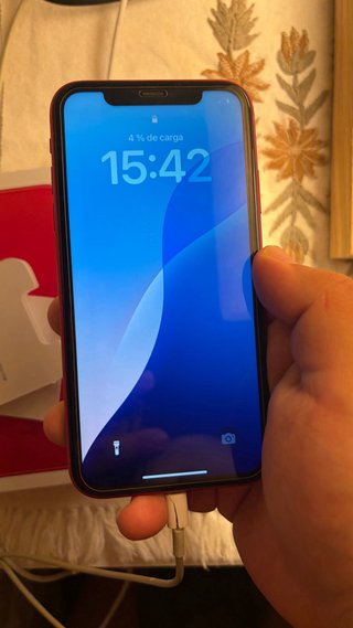 iPhone 11 128GB Rojo