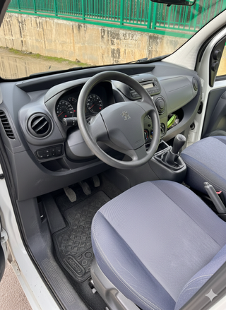 Furgoneta Peugeot Bipper 43905Km