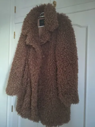 Chaquetón pelo Zara Talla M