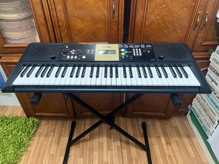 Piano Yamaha YPT-200