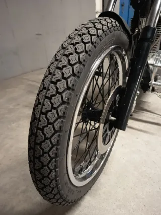 Suzuki Savage LS 650 Chopper y mucho recambio.