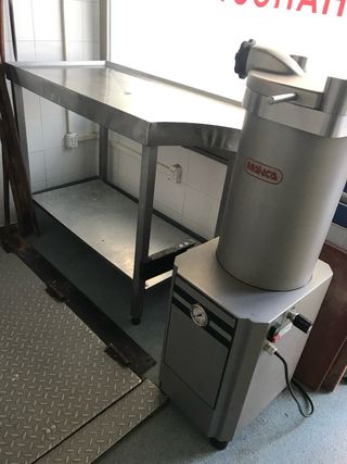 Embutidora profesional Mainca