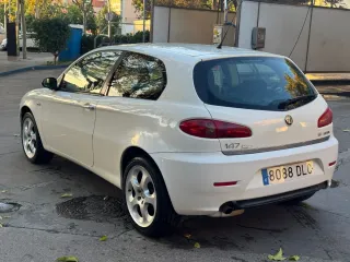 Alfa Romeo 147 2005