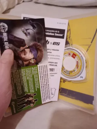 Juegos PSP God of War CoO y Metal Gear Solid PW