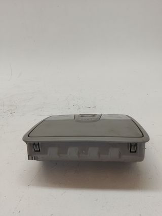 LUZ INTERIOR KIA CEED (5)