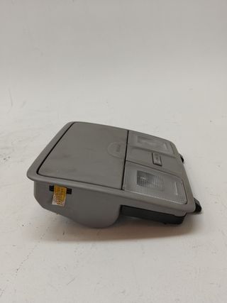 LUZ INTERIOR KIA CEED (5)