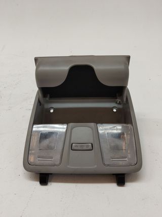 LUZ INTERIOR KIA CEED (5)