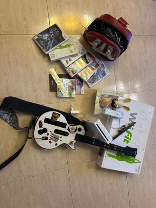 Consola Wii y Accesorios Guitar Hero