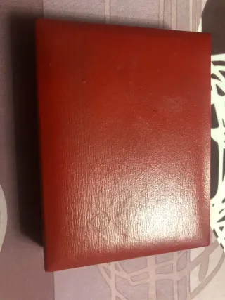 Caja Omega de madera