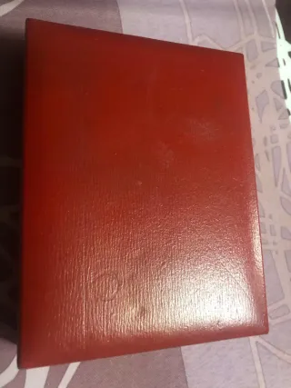 Caja Omega de madera