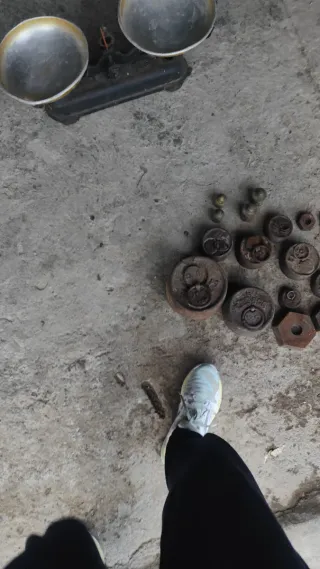 Pesas de báscula romana antiguas