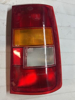 Piloto Trasero HELLA Renault 18 Familiar.NUEVO