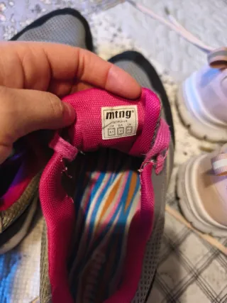 Lote 2 pares zapatillas deportivas talla 37