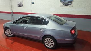 Volkswagen Passat 2009
