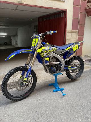 Yamaha 450 YZF Motocross Azul/Amarillo