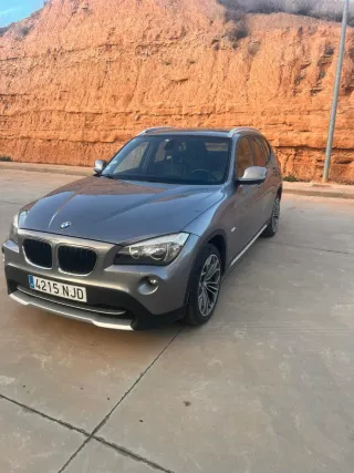 BMW X1 2011