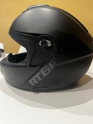 Casco integral de moto negro mate