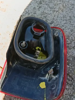 Pilotos Traseros Nissan Terrano 2