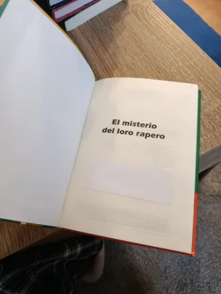 El misterio del loro rapero
