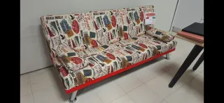 SOFÁS Y CHAISELONGUE EN LIQUIDACIÓN