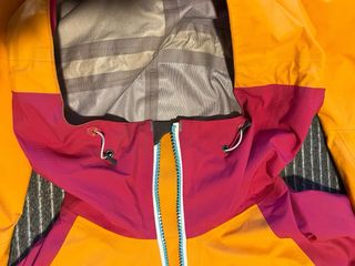 Chaqueta Montaña Impermeable Simond Naranja/Rosa