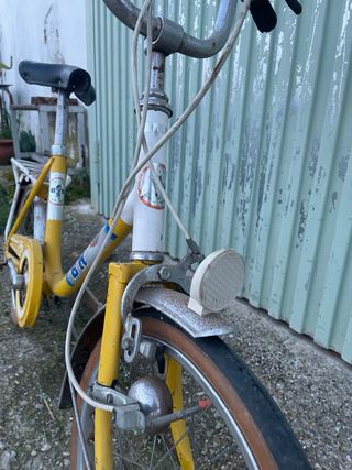 Bicicleta infantil BH amarilla