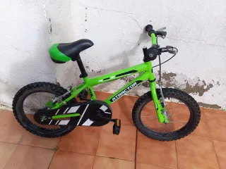 Bicicleta infantil verde