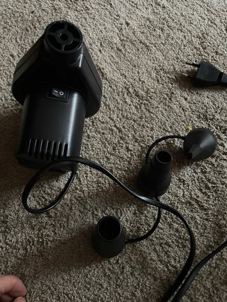 Inflador eléctrico negro