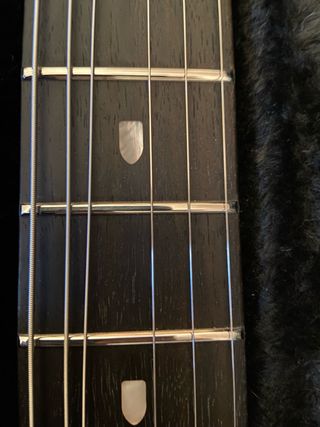 Ernie ball Music Man Majesty Kinetic Blue