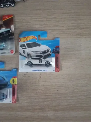 Lote coches y camiones Hot Wheels Matchbox