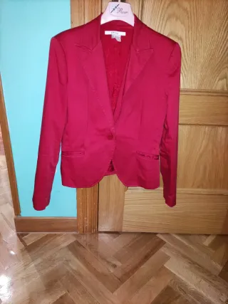 Americana Zara Talla L Roja