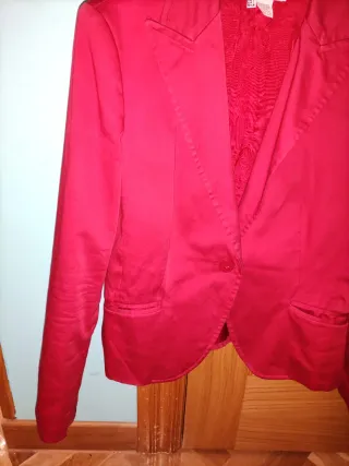 Americana Zara Talla L Roja