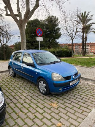 Renault Clio 2004