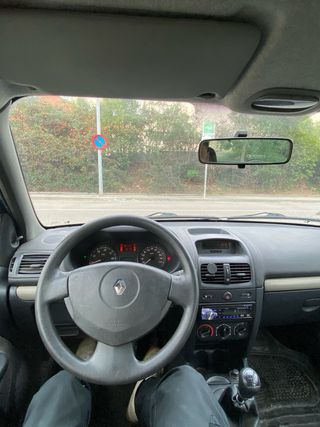 Renault Clio 2004
