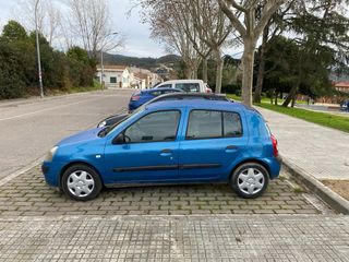 Renault Clio 2004