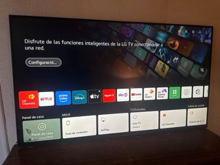 Smart TV LG 65” 4K del 2023 y soporte