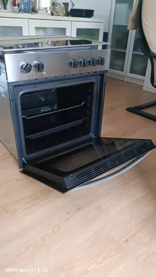 Horno y vitrocerámica Teka